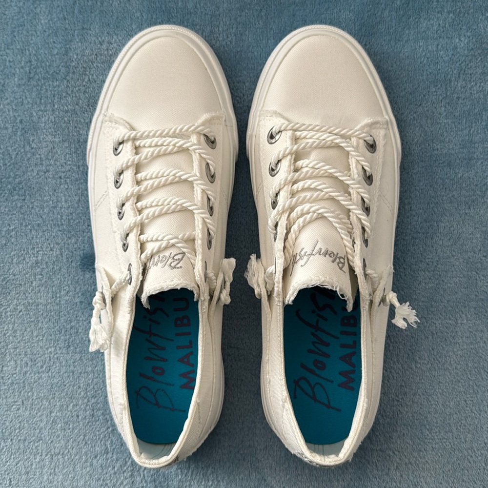 NEW Blowfish Malibu Slip On Cotton Canvas Shoe - size 8 M